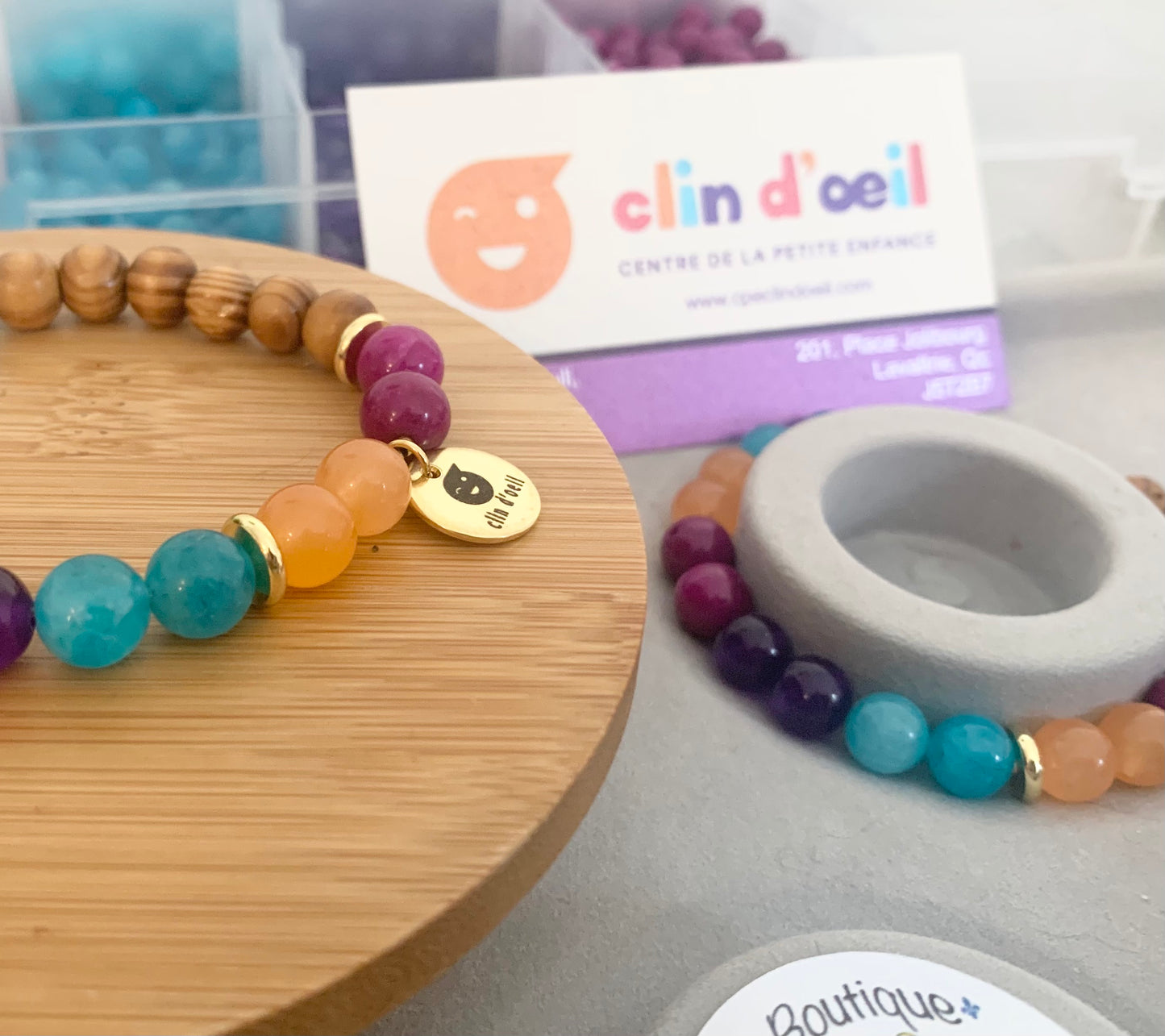 Bracelet Adulte Clin d’œil 💕🧡🩵💜 Coloré
