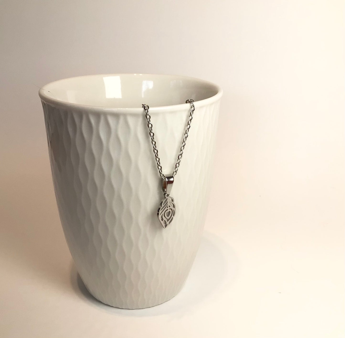 Collier Plume sagesse