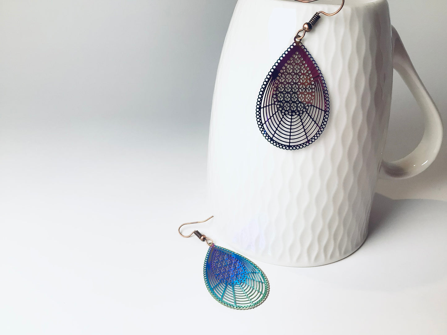 Boucles d’oreilles arc en ciel crochets bronzes